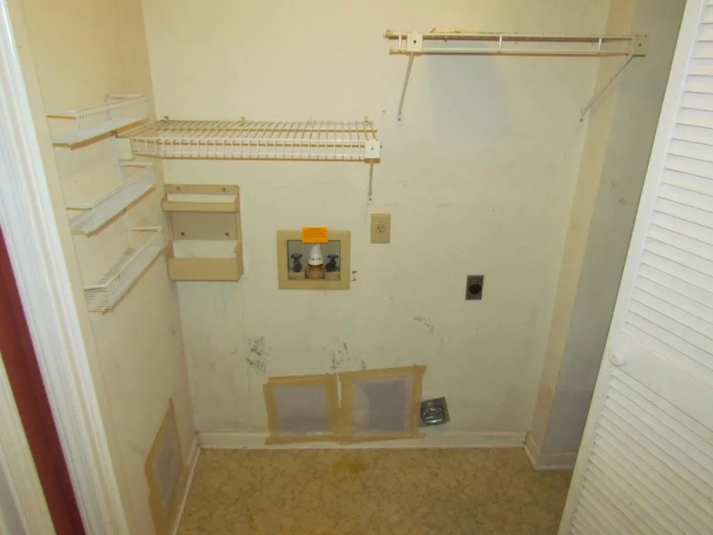 808 Abingdon Way Unit 808, Sandy Springs, Georgia 30328, 1 Bedroom Bedrooms, ,1 BathroomBathrooms,Residential,Sold,808 Abingdon Way Unit 808,5825683