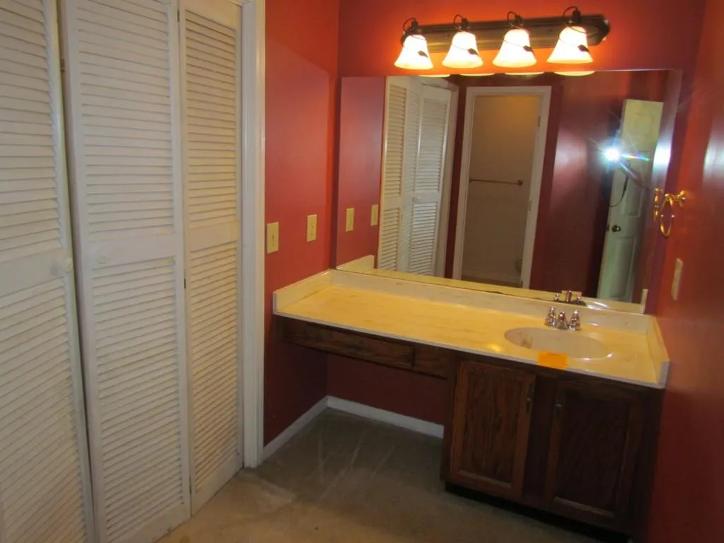 808 Abingdon Way Unit 808, Sandy Springs, Georgia 30328, 1 Bedroom Bedrooms, ,1 BathroomBathrooms,Residential,Sold,808 Abingdon Way Unit 808,5825683