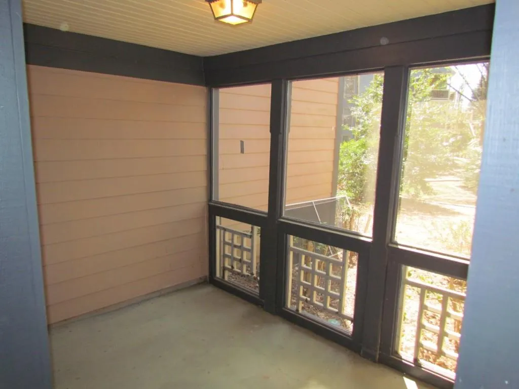 808 Abingdon Way Unit 808, Sandy Springs, Georgia 30328, 1 Bedroom Bedrooms, ,1 BathroomBathrooms,Residential,Sold,808 Abingdon Way Unit 808,5825683