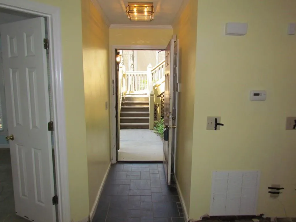 808 Abingdon Way Unit 808, Sandy Springs, Georgia 30328, 1 Bedroom Bedrooms, ,1 BathroomBathrooms,Residential,Sold,808 Abingdon Way Unit 808,5825683