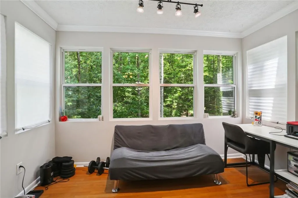 5149 Roswell Road Unit 5, Atlanta, Georgia 30342, 2 Bedrooms Bedrooms, ,2 BathroomsBathrooms,Residential,Sold,5149 Roswell Road Unit 5,7386666