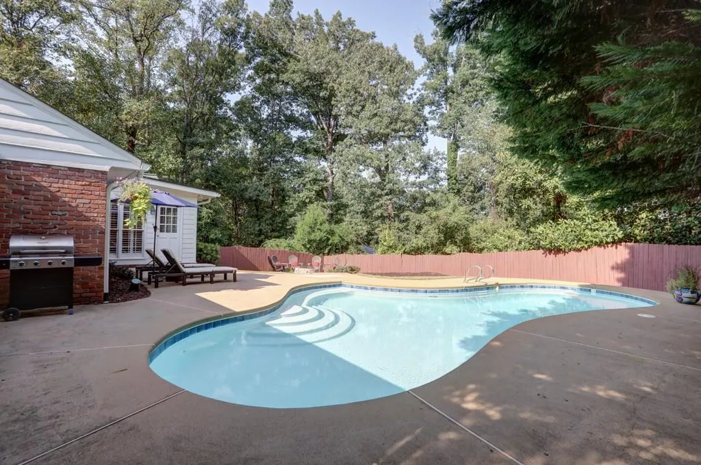 5618 Sherrell Drive, Atlanta, Georgia 30342, 3 Bedrooms Bedrooms, ,2 BathroomsBathrooms,Residential,Sold,5618 Sherrell Drive,6625720