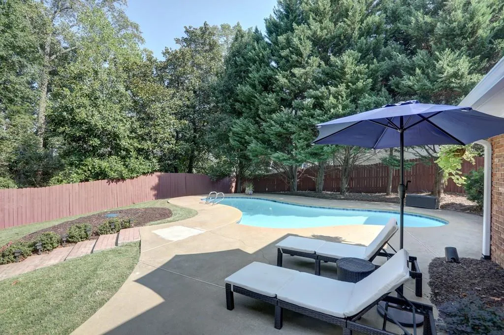 5618 Sherrell Drive, Atlanta, Georgia 30342, 3 Bedrooms Bedrooms, ,2 BathroomsBathrooms,Residential,Sold,5618 Sherrell Drive,6625720