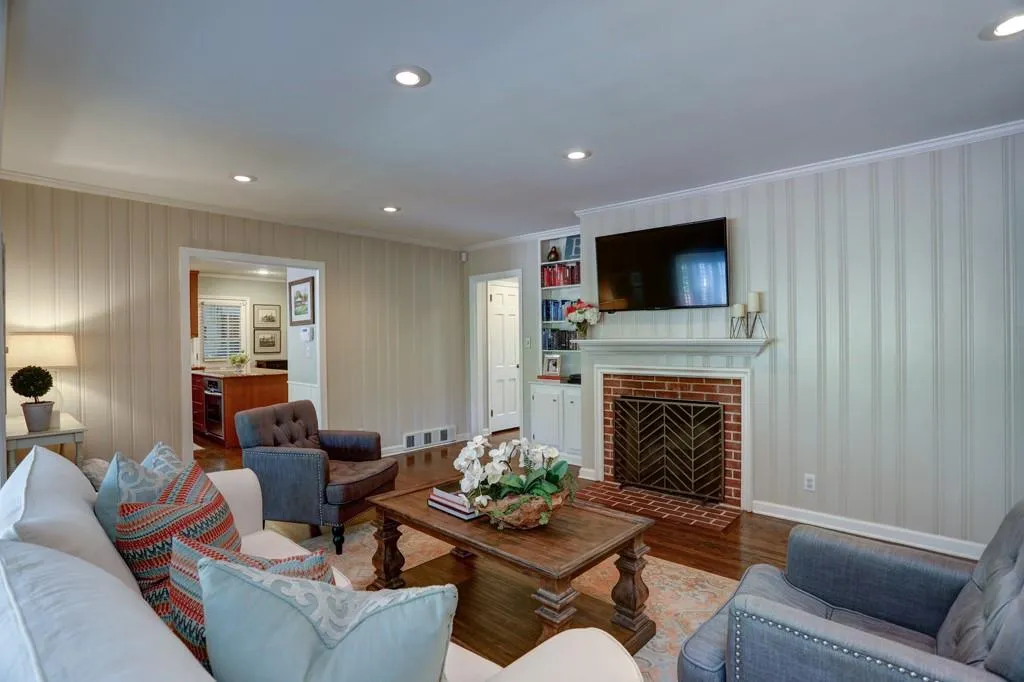 5618 Sherrell Drive, Atlanta, Georgia 30342, 3 Bedrooms Bedrooms, ,2 BathroomsBathrooms,Residential,Sold,5618 Sherrell Drive,6625720