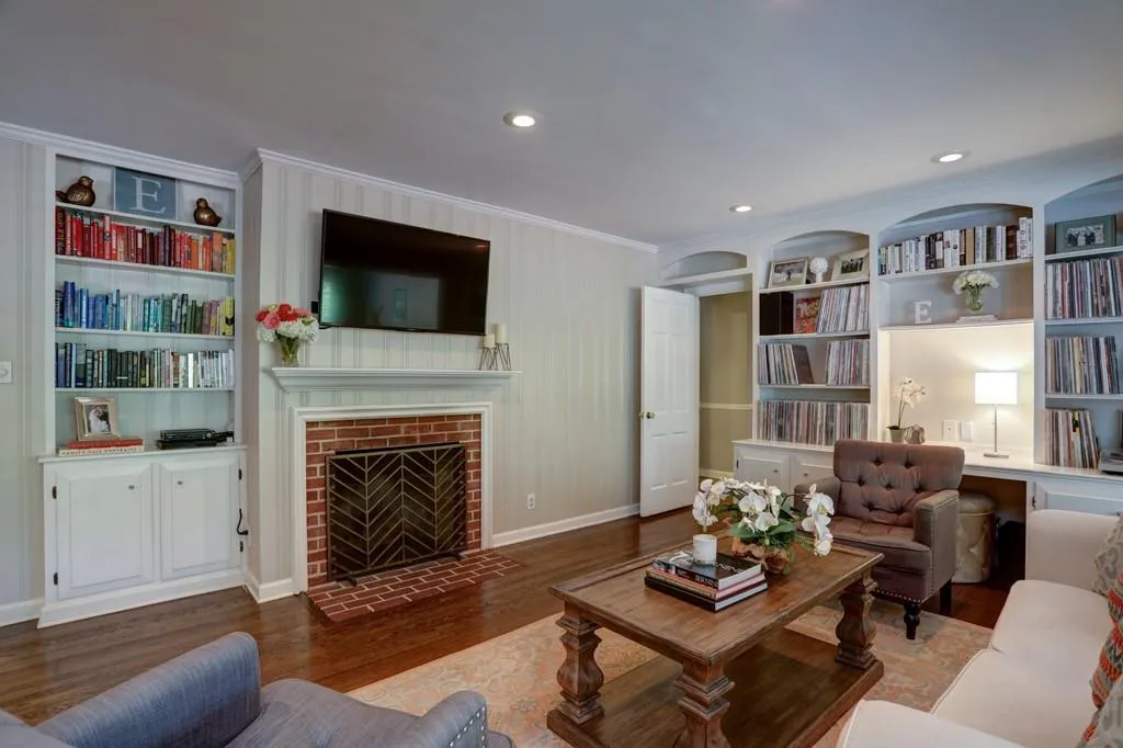 5618 Sherrell Drive, Atlanta, Georgia 30342, 3 Bedrooms Bedrooms, ,2 BathroomsBathrooms,Residential,Sold,5618 Sherrell Drive,6625720
