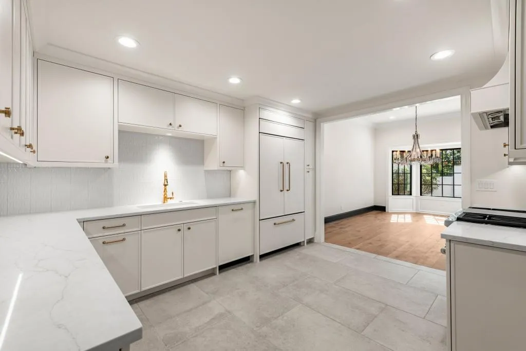1 Mooregate Square, Atlanta, Georgia 30327, 3 Bedrooms Bedrooms, ,2 BathroomsBathrooms,Residential,For Sale,1 Mooregate Square,7549788