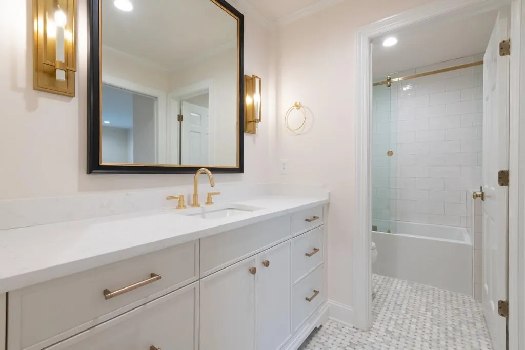 1 Mooregate Square, Atlanta, Georgia 30327, 3 Bedrooms Bedrooms, ,2 BathroomsBathrooms,Residential,For Sale,1 Mooregate Square,7549788