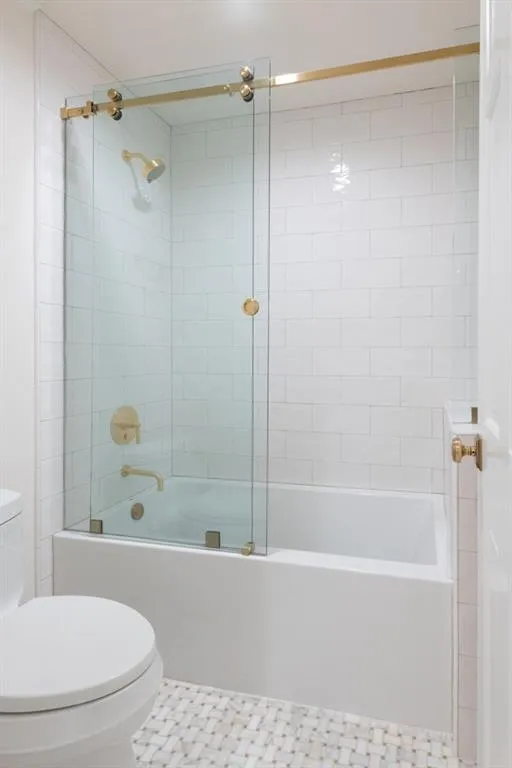 1 Mooregate Square, Atlanta, Georgia 30327, 3 Bedrooms Bedrooms, ,2 BathroomsBathrooms,Residential,For Sale,1 Mooregate Square,7549788