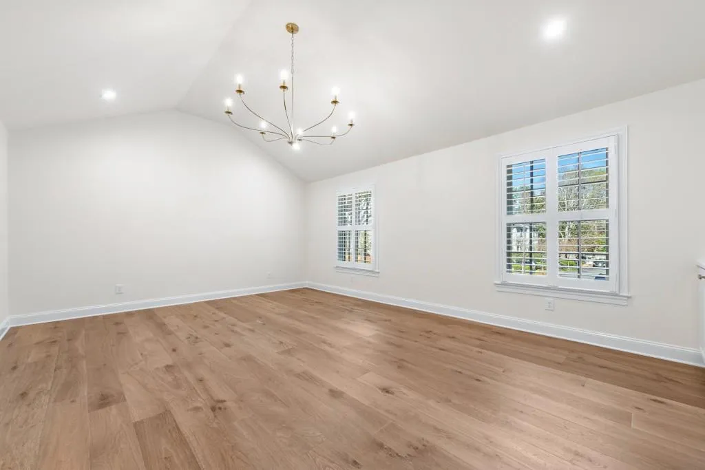 1 Mooregate Square, Atlanta, Georgia 30327, 3 Bedrooms Bedrooms, ,2 BathroomsBathrooms,Residential,For Sale,1 Mooregate Square,7549788