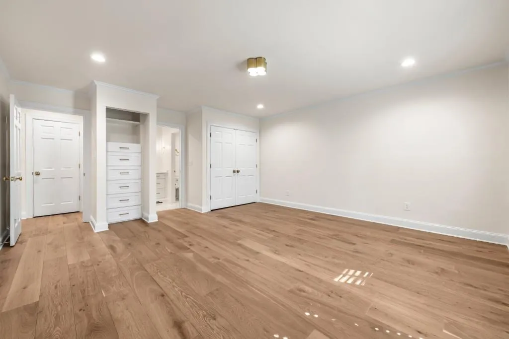 1 Mooregate Square, Atlanta, Georgia 30327, 3 Bedrooms Bedrooms, ,2 BathroomsBathrooms,Residential,For Sale,1 Mooregate Square,7549788