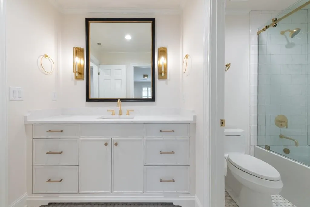 1 Mooregate Square, Atlanta, Georgia 30327, 3 Bedrooms Bedrooms, ,2 BathroomsBathrooms,Residential,For Sale,1 Mooregate Square,7549788