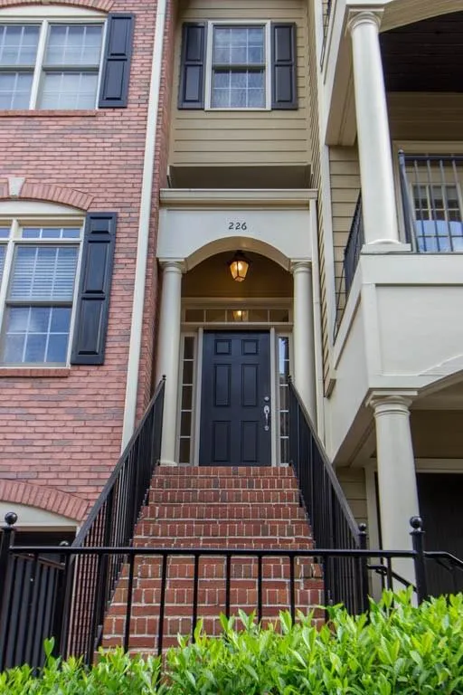 226 Meeting Lane Unit 45, Atlanta, Georgia 30342, 4 Bedrooms Bedrooms, ,3 BathroomsBathrooms,Residential,Sold,226 Meeting Lane Unit 45,5732641
