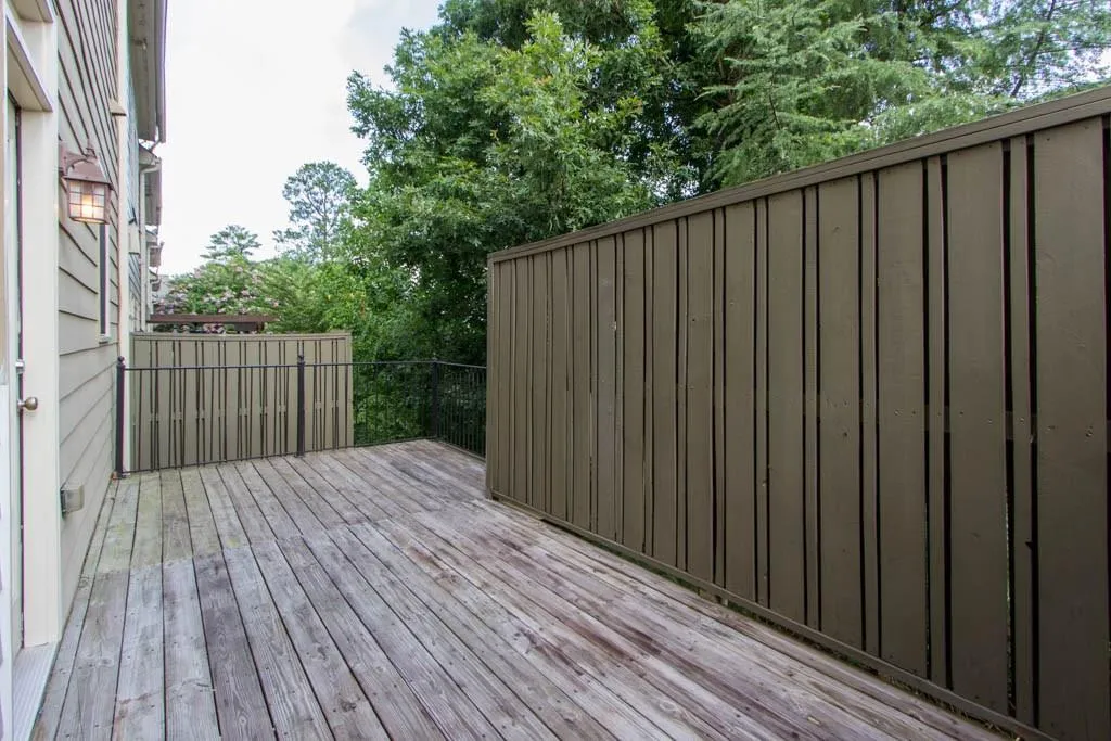 226 Meeting Lane Unit 45, Atlanta, Georgia 30342, 4 Bedrooms Bedrooms, ,3 BathroomsBathrooms,Residential,Sold,226 Meeting Lane Unit 45,5732641