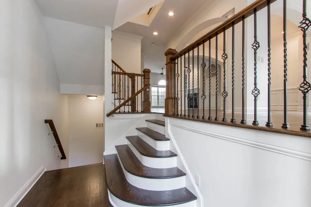 226 Meeting Lane Unit 45, Atlanta, Georgia 30342, 4 Bedrooms Bedrooms, ,3 BathroomsBathrooms,Residential,Sold,226 Meeting Lane Unit 45,5732641