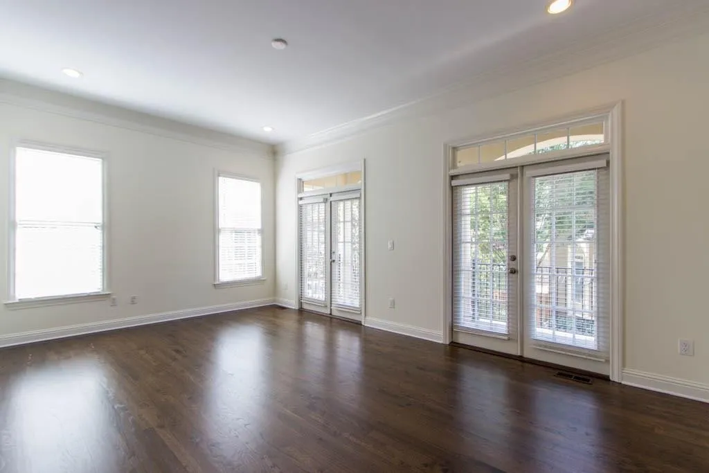 226 Meeting Lane Unit 45, Atlanta, Georgia 30342, 4 Bedrooms Bedrooms, ,3 BathroomsBathrooms,Residential,Sold,226 Meeting Lane Unit 45,5732641