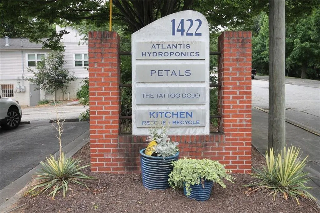 1422 Woodmont Lane Nw Unit 3, Atlanta, Georgia 30318, ,Commercial Sale,For Sale,1422 Woodmont Lane Nw Unit 3,7663550