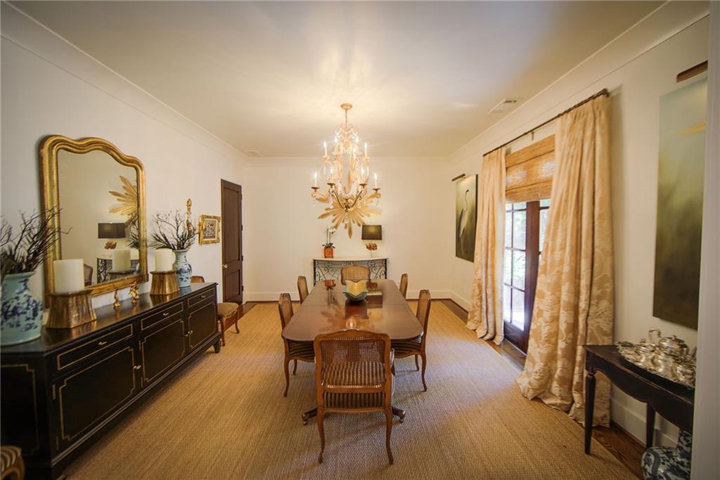 5535 Mount Vernon Parkway, Sandy Springs, Georgia 30327, 5 Bedrooms Bedrooms, ,5 BathroomsBathrooms,Residential,Sold,5535 Mount Vernon Parkway,7274893