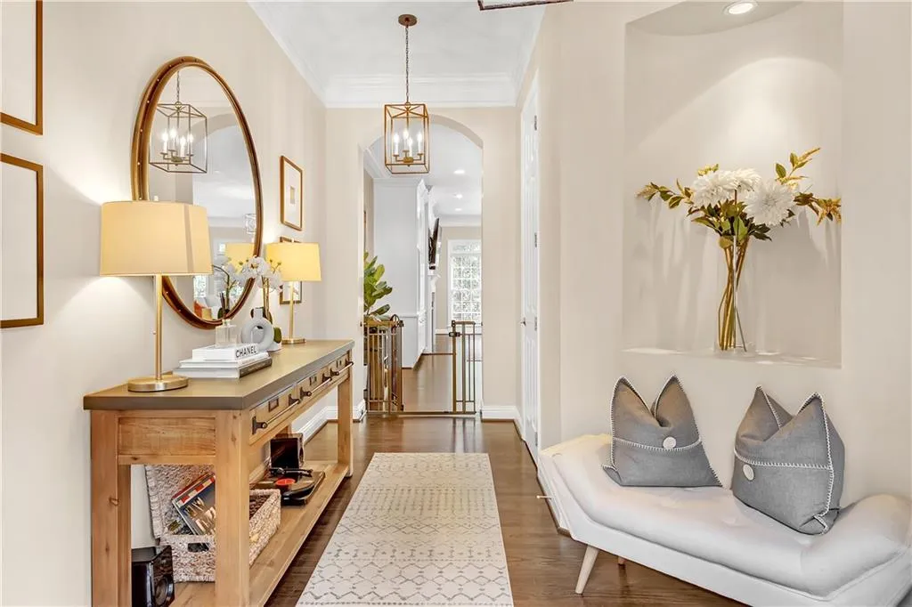 190 Meeting Lane Unit 36, Atlanta, Georgia 30342, 4 Bedrooms Bedrooms, ,4 BathroomsBathrooms,Residential,Sold,190 Meeting Lane Unit 36,7425478