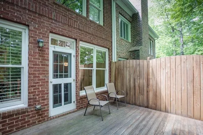 9 Carrington Way, Atlanta, Georgia 30328, 3 Bedrooms Bedrooms, ,3 BathroomsBathrooms,Residential,Sold,9 Carrington Way,5841970