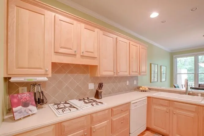 9 Carrington Way, Atlanta, Georgia 30328, 3 Bedrooms Bedrooms, ,3 BathroomsBathrooms,Residential,Sold,9 Carrington Way,5841970