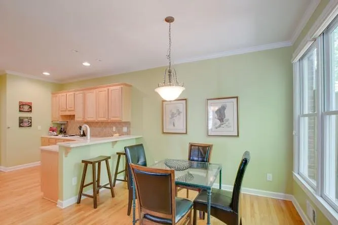 9 Carrington Way, Atlanta, Georgia 30328, 3 Bedrooms Bedrooms, ,3 BathroomsBathrooms,Residential,Sold,9 Carrington Way,5841970