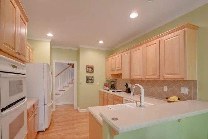 9 Carrington Way, Atlanta, Georgia 30328, 3 Bedrooms Bedrooms, ,3 BathroomsBathrooms,Residential,Sold,9 Carrington Way,5841970