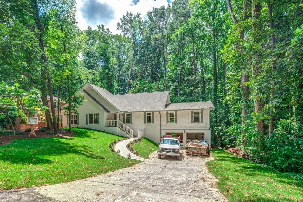 5730 Pine Brook Road, Sandy Springs, Georgia 30328, 5 Bedrooms Bedrooms, ,4 BathroomsBathrooms,Residential,Sold,5730 Pine Brook Road,5561526