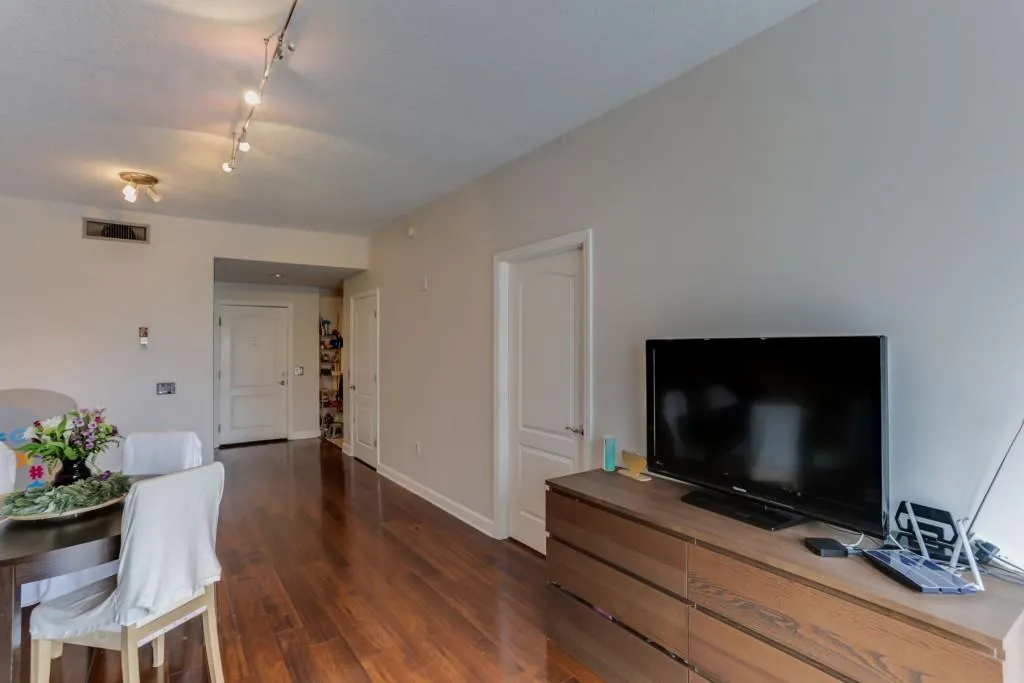 195 14th Street Unit 904, Atlanta, Georgia 30309, 1 Bedroom Bedrooms, ,1 BathroomBathrooms,Residential,Sold,195 14th Street Unit 904,5972616