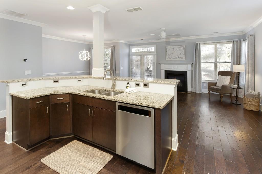 7700 Glisten Avenue, Sandy Springs, Georgia 30328, 4 Bedrooms Bedrooms, ,3 BathroomsBathrooms,Residential,Sold,7700 Glisten Avenue,7336311
