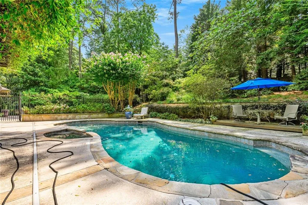 760 Weatherly Lane Nw, Atlanta, Georgia 30328, 4 Bedrooms Bedrooms, ,3 BathroomsBathrooms,Residential,For Sale,760 Weatherly Lane Nw,7649838