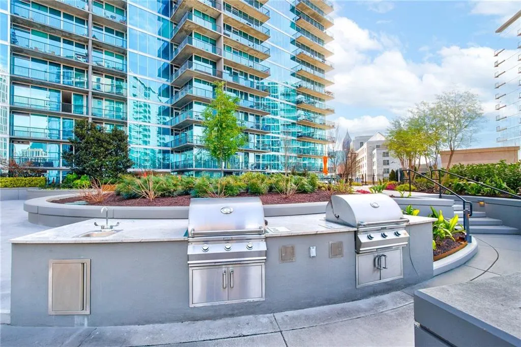 1080 Peachtree Street Ne Unit 2907, Atlanta, Georgia 30309, 1 Bedroom Bedrooms, ,1 BathroomBathrooms,Residential,For Sale,1080 Peachtree Street Ne Unit 2907,7645817