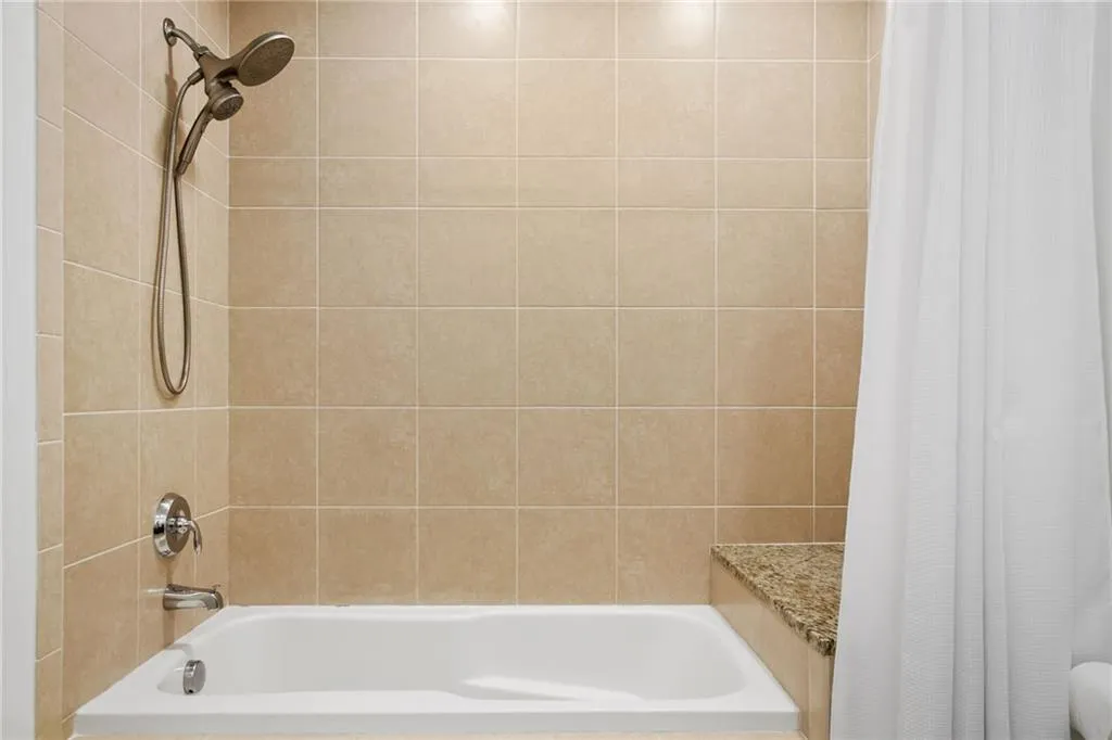 1080 Peachtree Street Ne Unit 2907, Atlanta, Georgia 30309, 1 Bedroom Bedrooms, ,1 BathroomBathrooms,Residential,For Sale,1080 Peachtree Street Ne Unit 2907,7645817