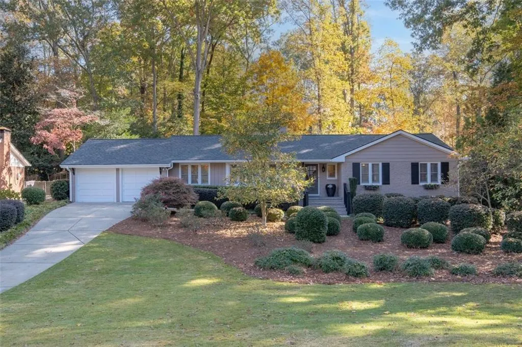 5161 Timber Trail S, Sandy Springs, Georgia 30342, 3 Bedrooms Bedrooms, ,2 BathroomsBathrooms,Residential,Sold,5161 Timber Trail S,7140778