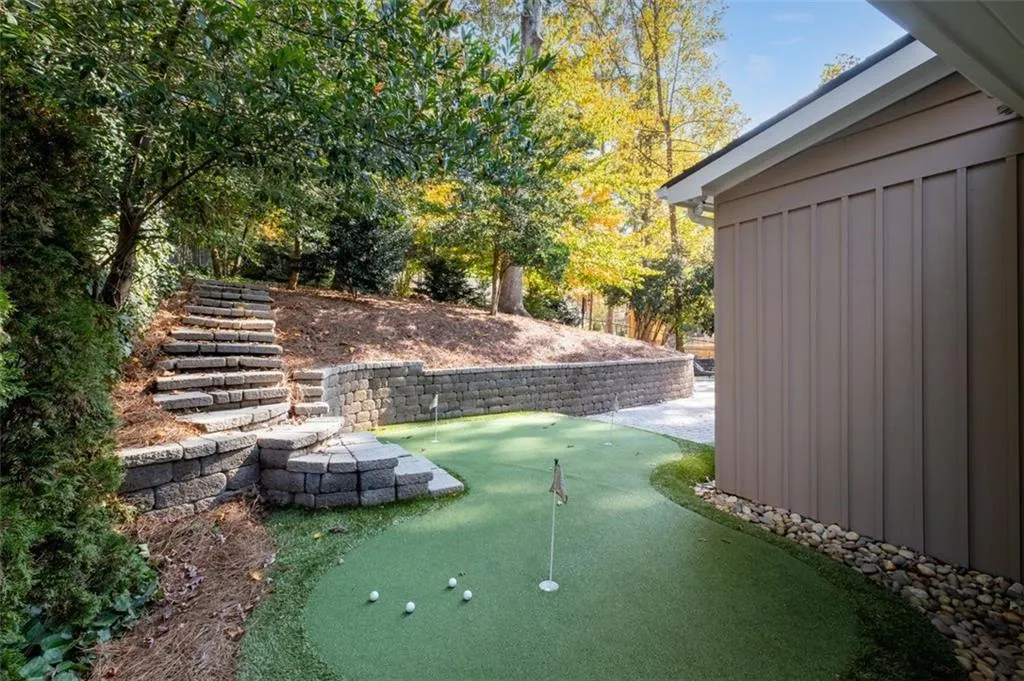 5161 Timber Trail S, Sandy Springs, Georgia 30342, 3 Bedrooms Bedrooms, ,2 BathroomsBathrooms,Residential,Sold,5161 Timber Trail S,7140778