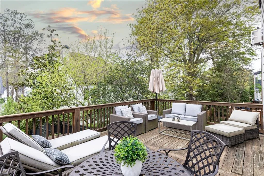 120 Windsor Cove, Atlanta, Georgia 30328, 5 Bedrooms Bedrooms, ,5 BathroomsBathrooms,Residential,Sold,120 Windsor Cove,7545175