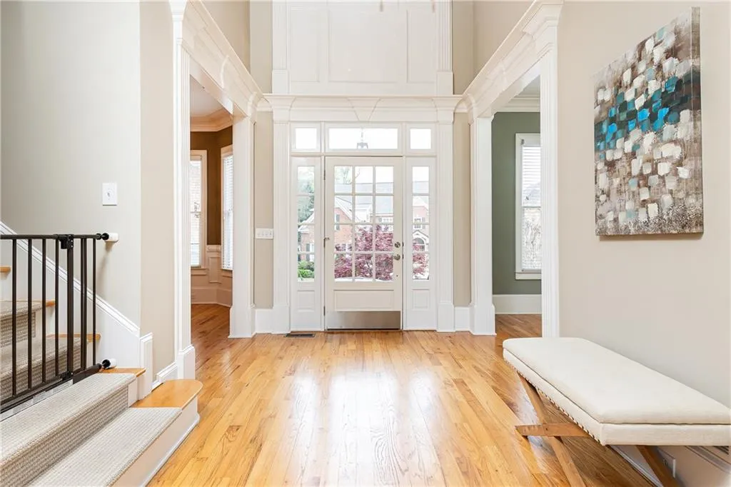 120 Windsor Cove, Atlanta, Georgia 30328, 5 Bedrooms Bedrooms, ,5 BathroomsBathrooms,Residential,Sold,120 Windsor Cove,7545175