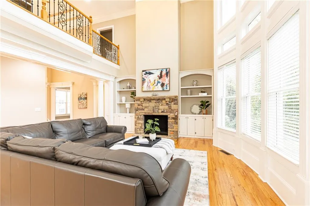 120 Windsor Cove, Atlanta, Georgia 30328, 5 Bedrooms Bedrooms, ,5 BathroomsBathrooms,Residential,Sold,120 Windsor Cove,7545175