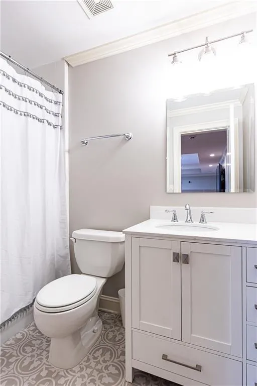 terrace level full bath