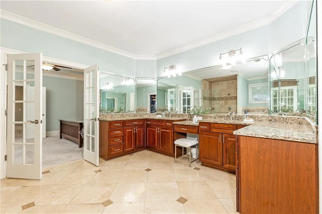 120 Windsor Cove, Atlanta, Georgia 30328, 5 Bedrooms Bedrooms, ,5 BathroomsBathrooms,Residential,Sold,120 Windsor Cove,7545175