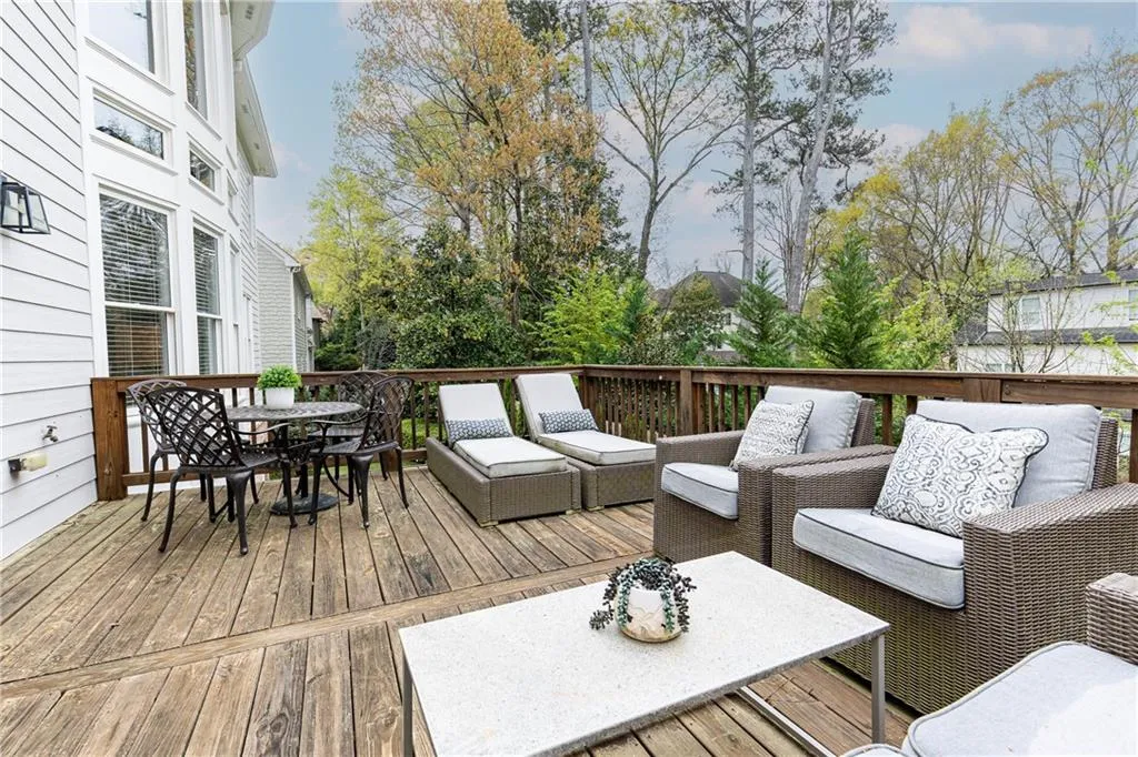 120 Windsor Cove, Atlanta, Georgia 30328, 5 Bedrooms Bedrooms, ,5 BathroomsBathrooms,Residential,Sold,120 Windsor Cove,7545175