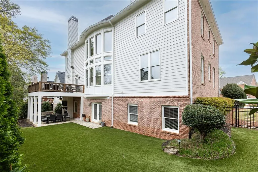 120 Windsor Cove, Atlanta, Georgia 30328, 5 Bedrooms Bedrooms, ,5 BathroomsBathrooms,Residential,Sold,120 Windsor Cove,7545175