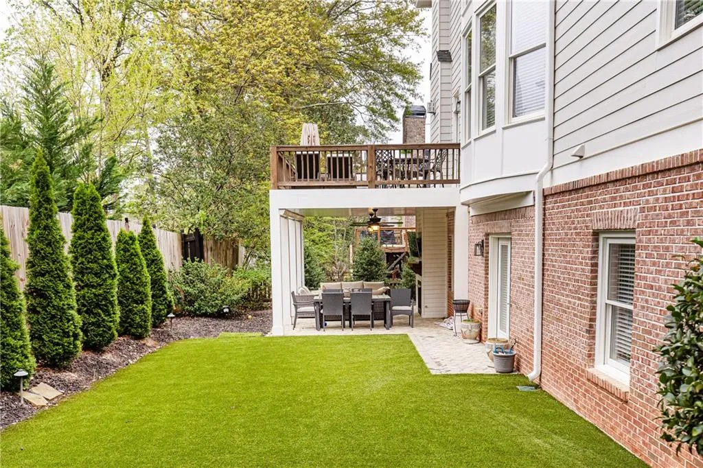 120 Windsor Cove, Atlanta, Georgia 30328, 5 Bedrooms Bedrooms, ,5 BathroomsBathrooms,Residential,Sold,120 Windsor Cove,7545175