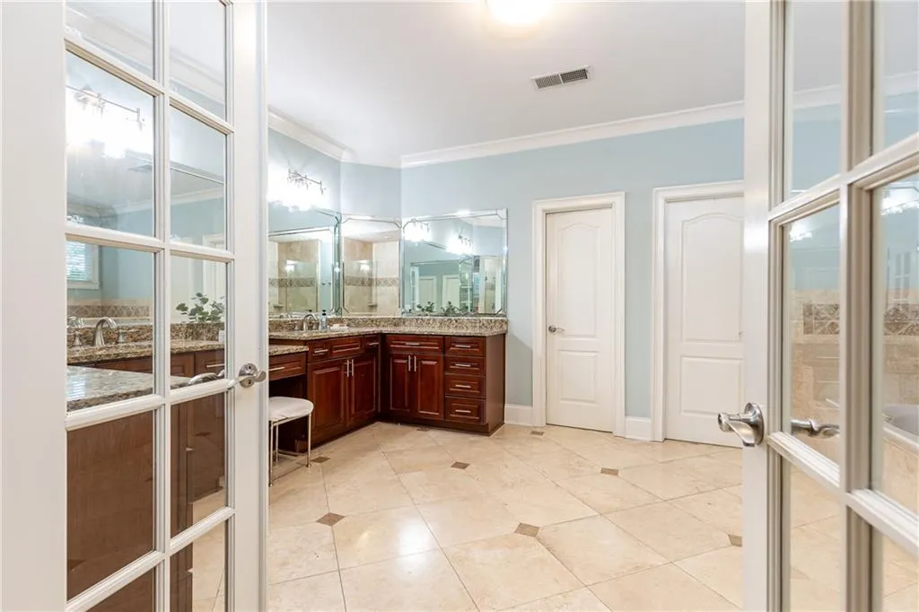 120 Windsor Cove, Atlanta, Georgia 30328, 5 Bedrooms Bedrooms, ,5 BathroomsBathrooms,Residential,Sold,120 Windsor Cove,7545175