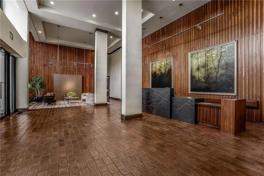 2575 Peachtree Road Ne Unit 18c, Atlanta, Georgia 30305, 2 Bedrooms Bedrooms, 0 ,2 BathroomsBathrooms,Residential,For Sale,2575 Peachtree Road Ne Unit 18c,7706766