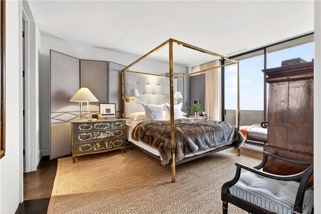 2575 Peachtree Road Ne Unit 18c, Atlanta, Georgia 30305, 2 Bedrooms Bedrooms, 0 ,2 BathroomsBathrooms,Residential,For Sale,2575 Peachtree Road Ne Unit 18c,7706766