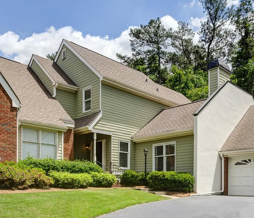 47 Vernon Glen Court, Dunwoody, Georgia 30338, 3 Bedrooms Bedrooms, ,2 BathroomsBathrooms,Residential,Sold,47 Vernon Glen Court,5688633