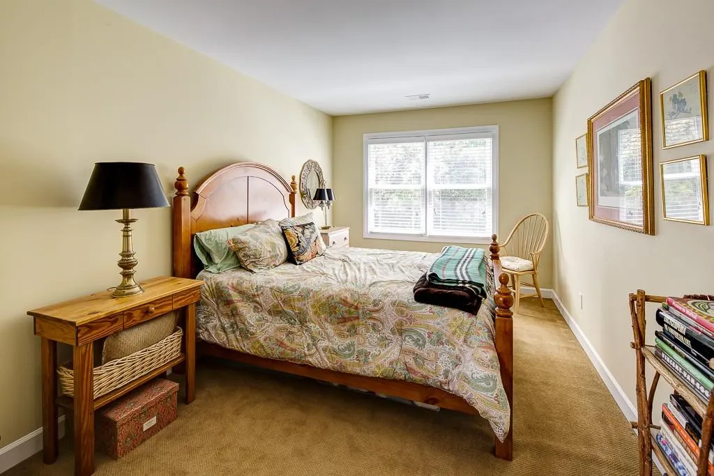 47 Vernon Glen Court, Dunwoody, Georgia 30338, 3 Bedrooms Bedrooms, ,2 BathroomsBathrooms,Residential,Sold,47 Vernon Glen Court,5688633