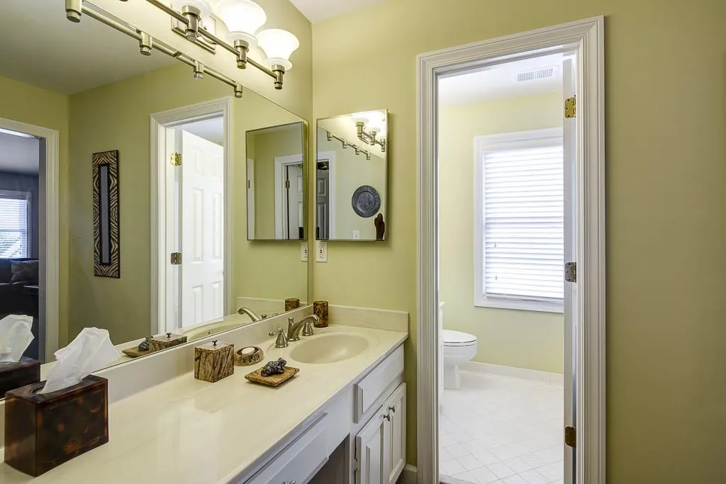 47 Vernon Glen Court, Dunwoody, Georgia 30338, 3 Bedrooms Bedrooms, ,2 BathroomsBathrooms,Residential,Sold,47 Vernon Glen Court,5688633