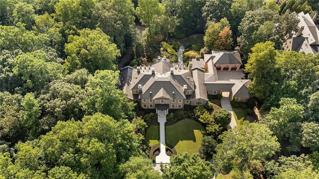 3560 Ridgewood Road Nw, Atlanta, Georgia 30327, 7 Bedrooms Bedrooms, ,9 BathroomsBathrooms,Residential,For Sale,3560 Ridgewood Road Nw,7641455