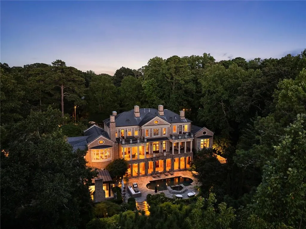 3560 Ridgewood Road Nw, Atlanta, Georgia 30327, 7 Bedrooms Bedrooms, ,9 BathroomsBathrooms,Residential,For Sale,3560 Ridgewood Road Nw,7641455